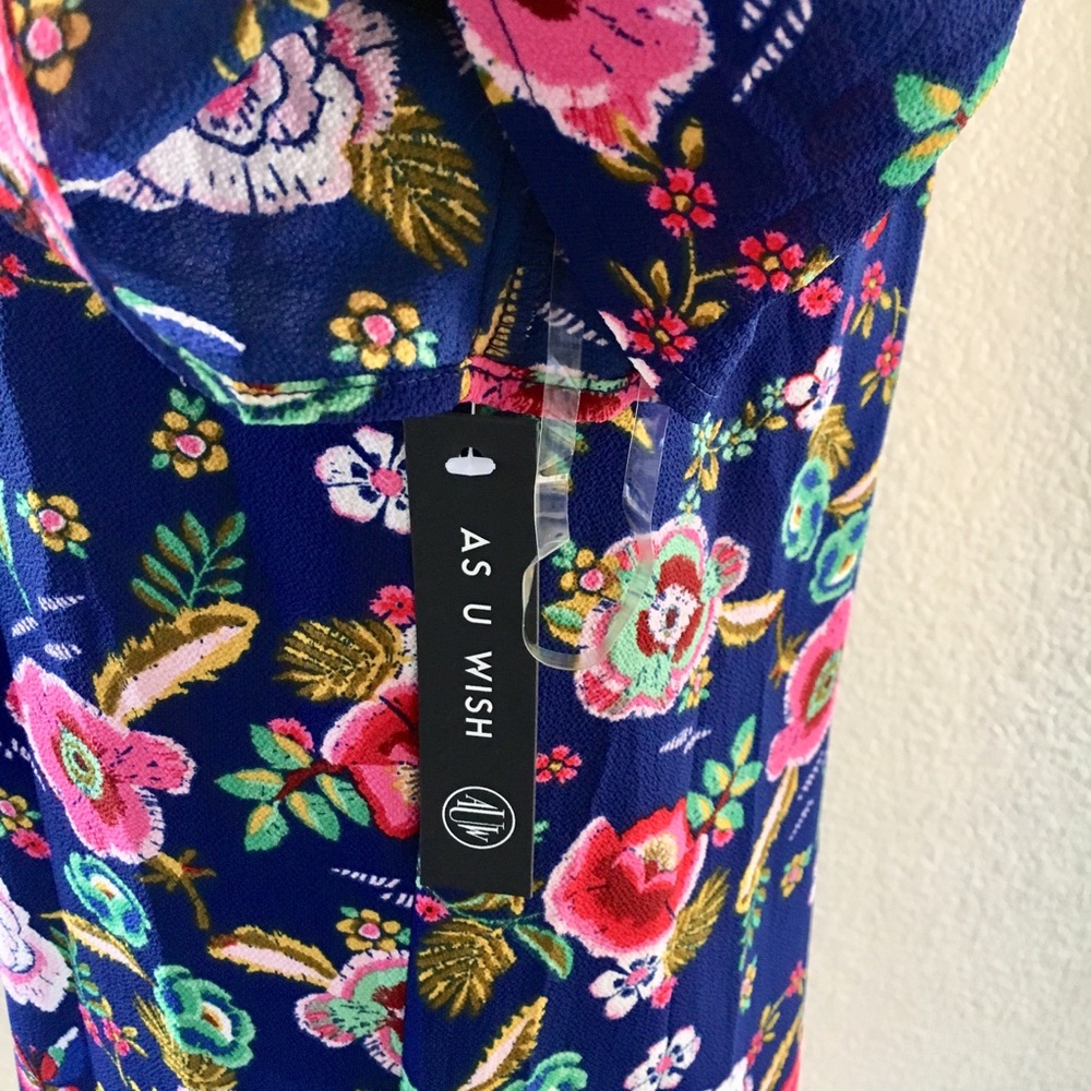 NWT || Boutique floral dress - Picture 6 of 8